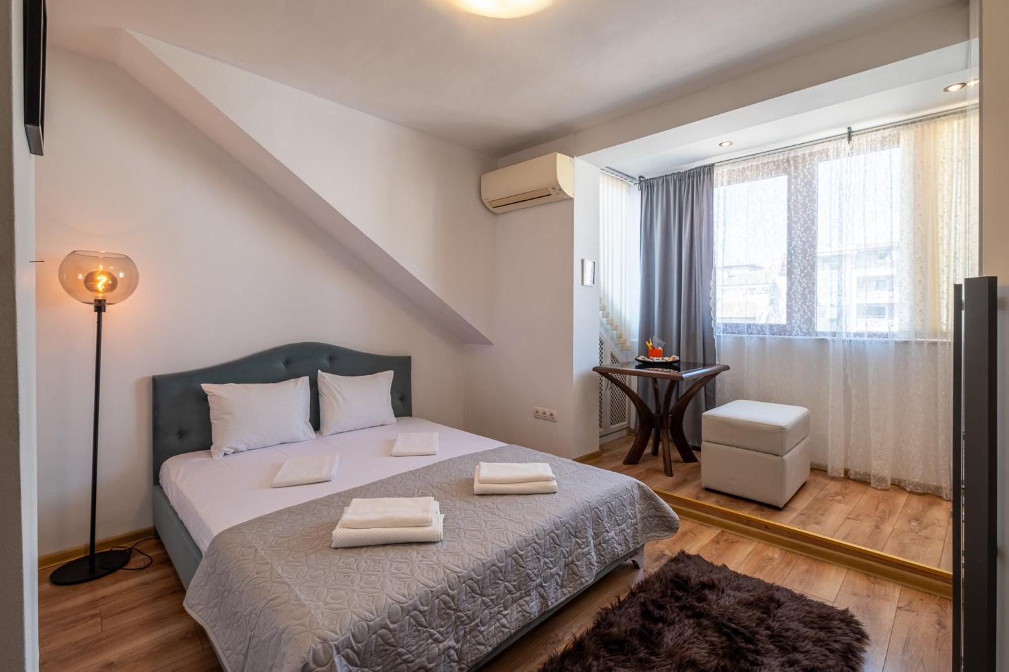 1bdrm Downtown * Varna
